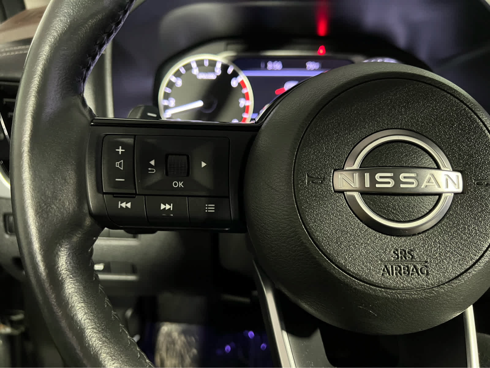 Used 2023 Nissan Rogue SL w/ SL Premium Package AWD/4WD image 19