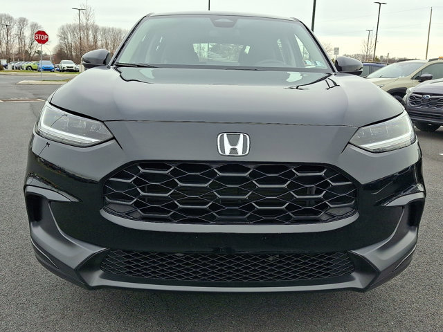 Used 2023 Honda HR-V LX image 2