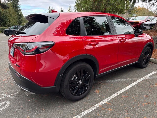 Used 2026 Honda HR-V Sport image 4