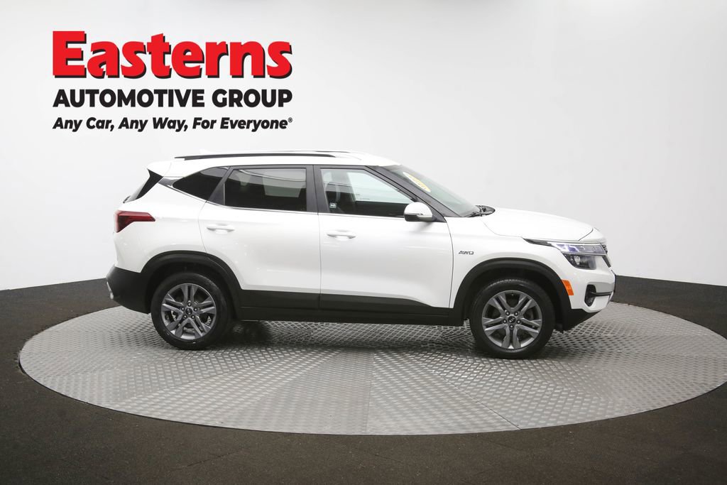 Used 2021 Kia Seltos S AWD/4WD image 44
