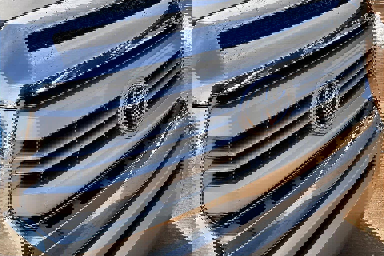 Used 2014 Toyota Tundra 1794 Edition image 30