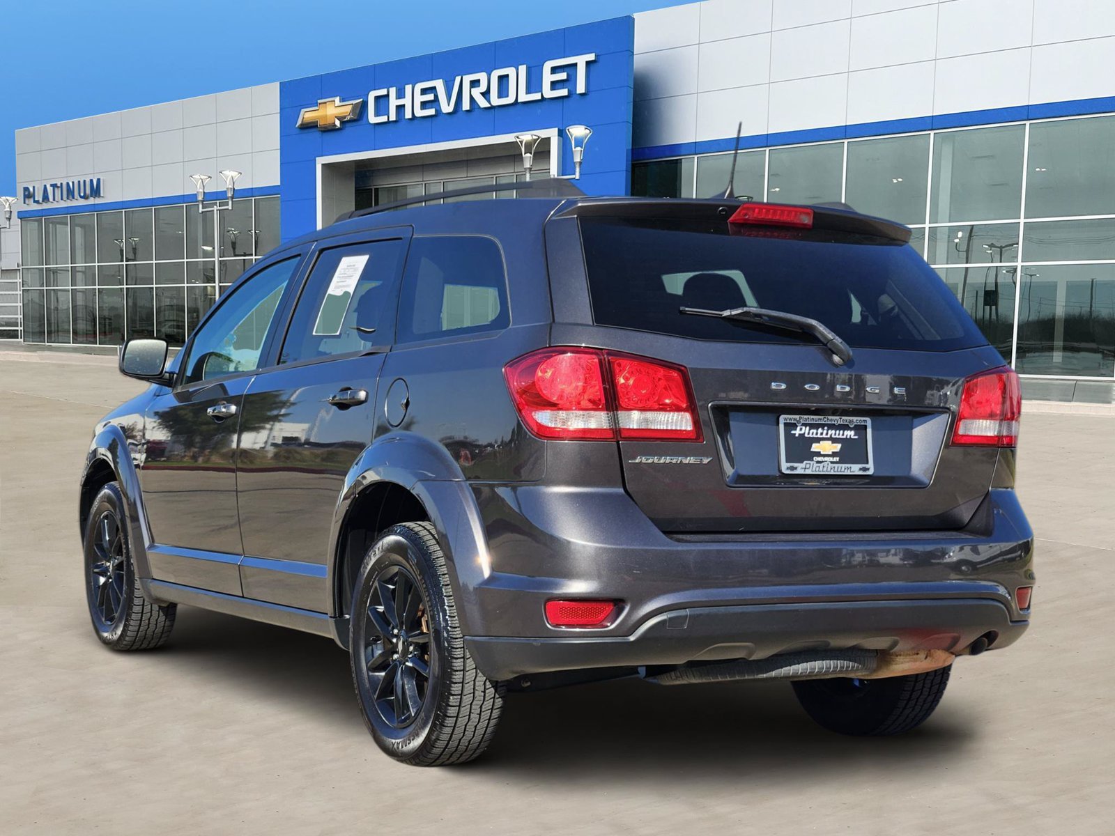 Used 2019 Dodge Journey SE w/ Connectivity Group FWD image 4