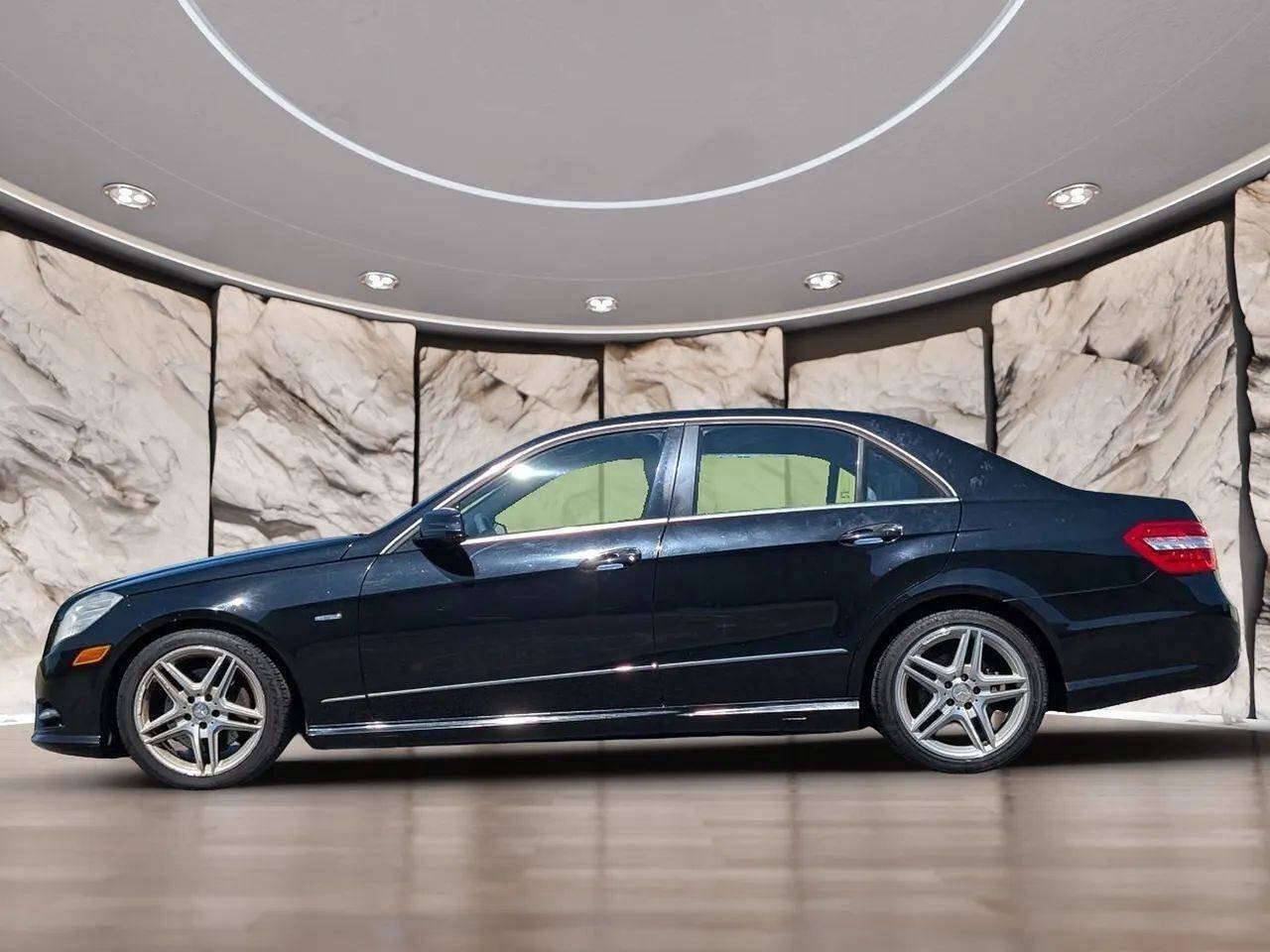 Used 2012 Mercedes-Benz E 350 Sedan image 5