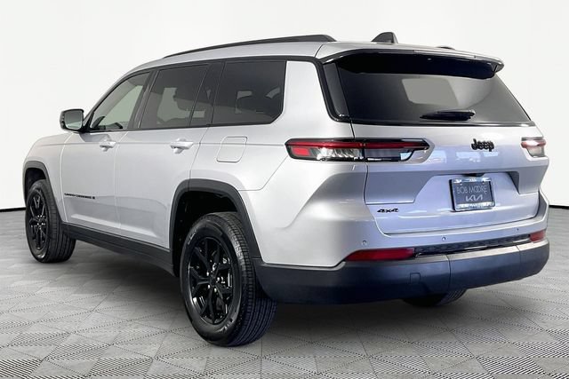 Used 2025 Jeep Grand Cherokee L Altitude AWD/4WD image 4