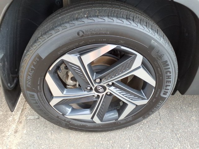 Used 2024 Hyundai Tucson Limited AWD/4WD image 12