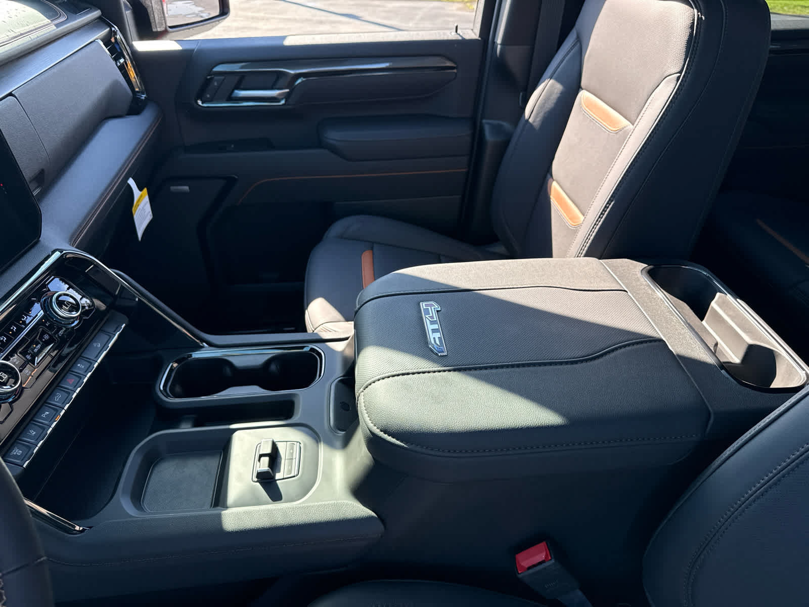 New 2026 GMC Sierra 3500 AT4 w/ AT4 Premium Plus Package AWD/4WD image 22