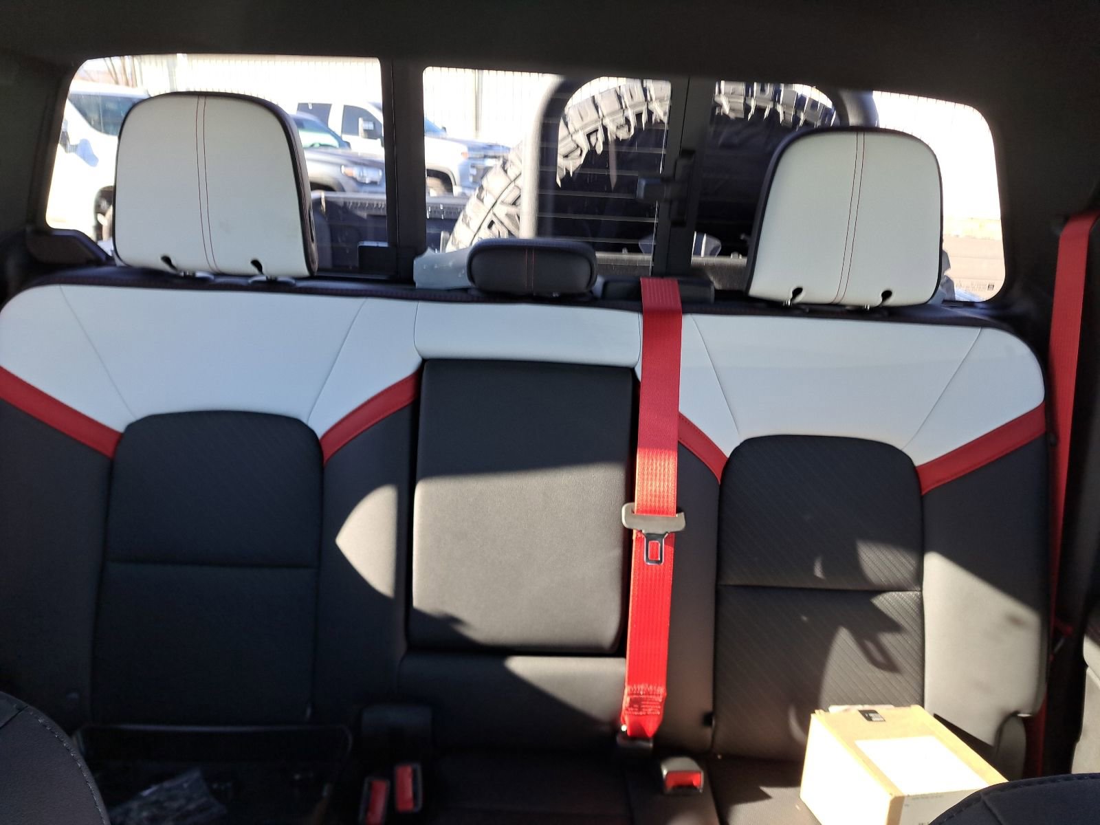 New 2026 GMC Canyon AT4X w/ AT4X AEV Edition AWD/4WD image 35