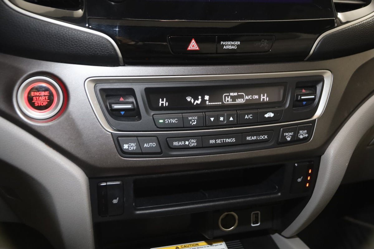 Used 2021 Honda Pilot Special Edition image 26