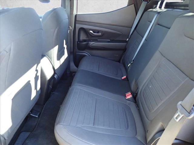 Used 2023 Hyundai Santa Cruz SEL Premium w/ Cargo Package image 8