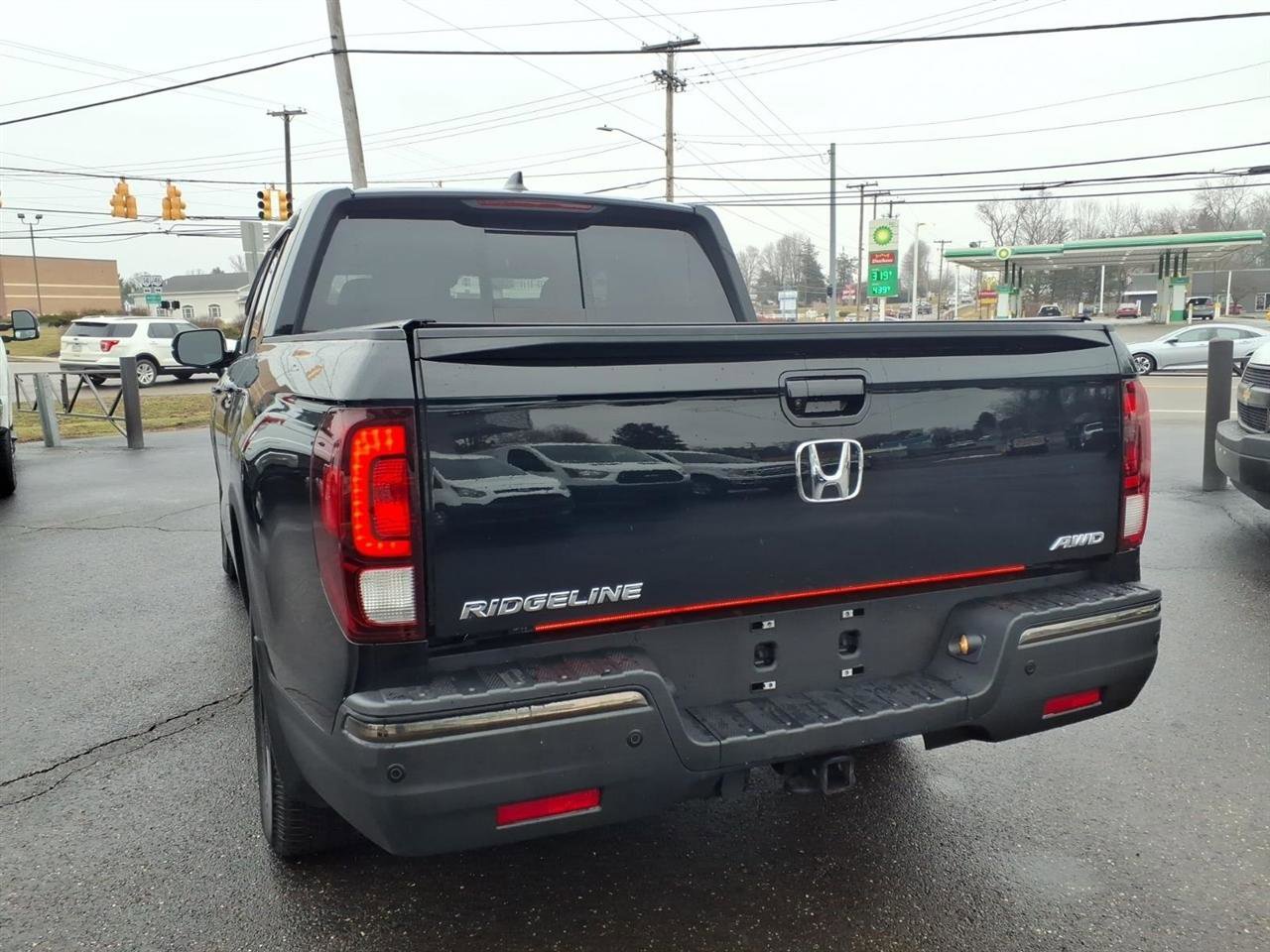 Used 2020 Honda Ridgeline Black Edition image 6