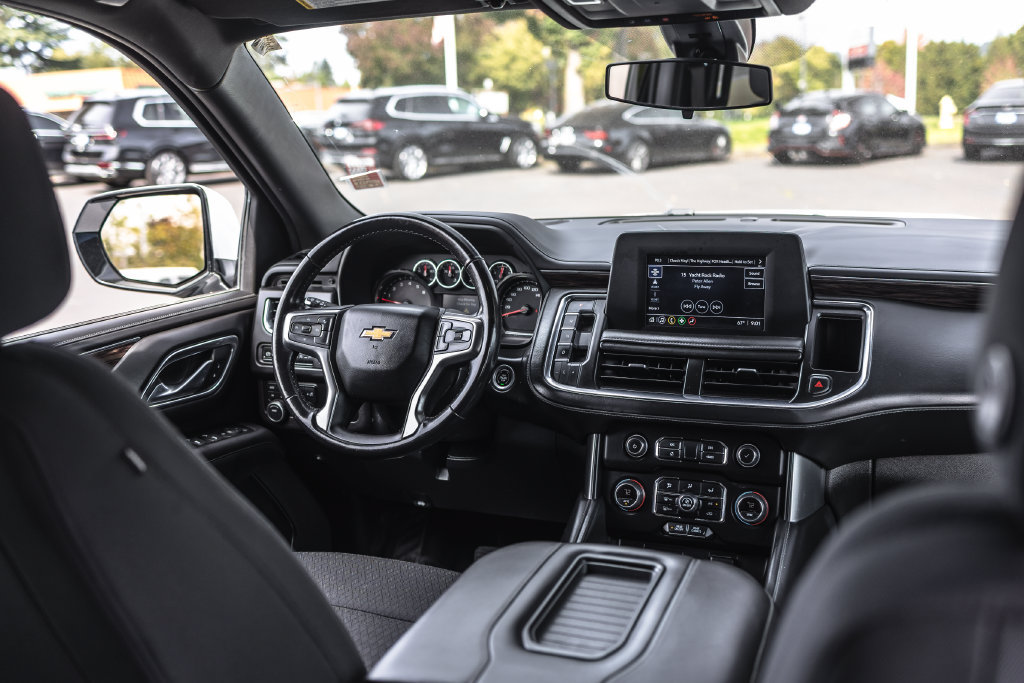 Used 2022 Chevrolet Suburban LS AWD/4WD image 22
