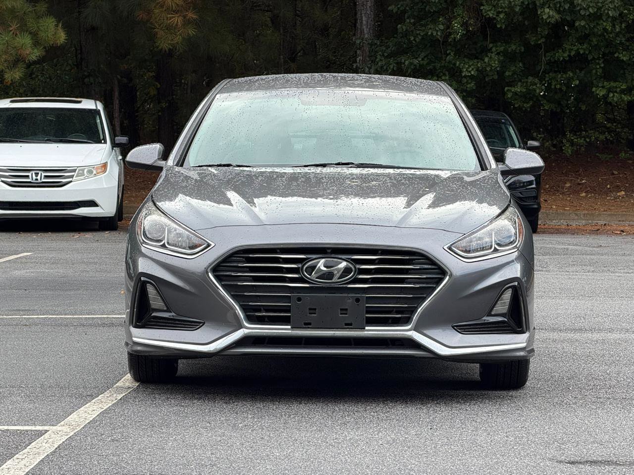 Used 2018 Hyundai Sonata SE FWD image 2