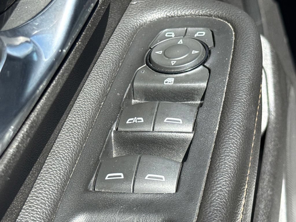 Used 2018 GMC Terrain SLE FWD image 21