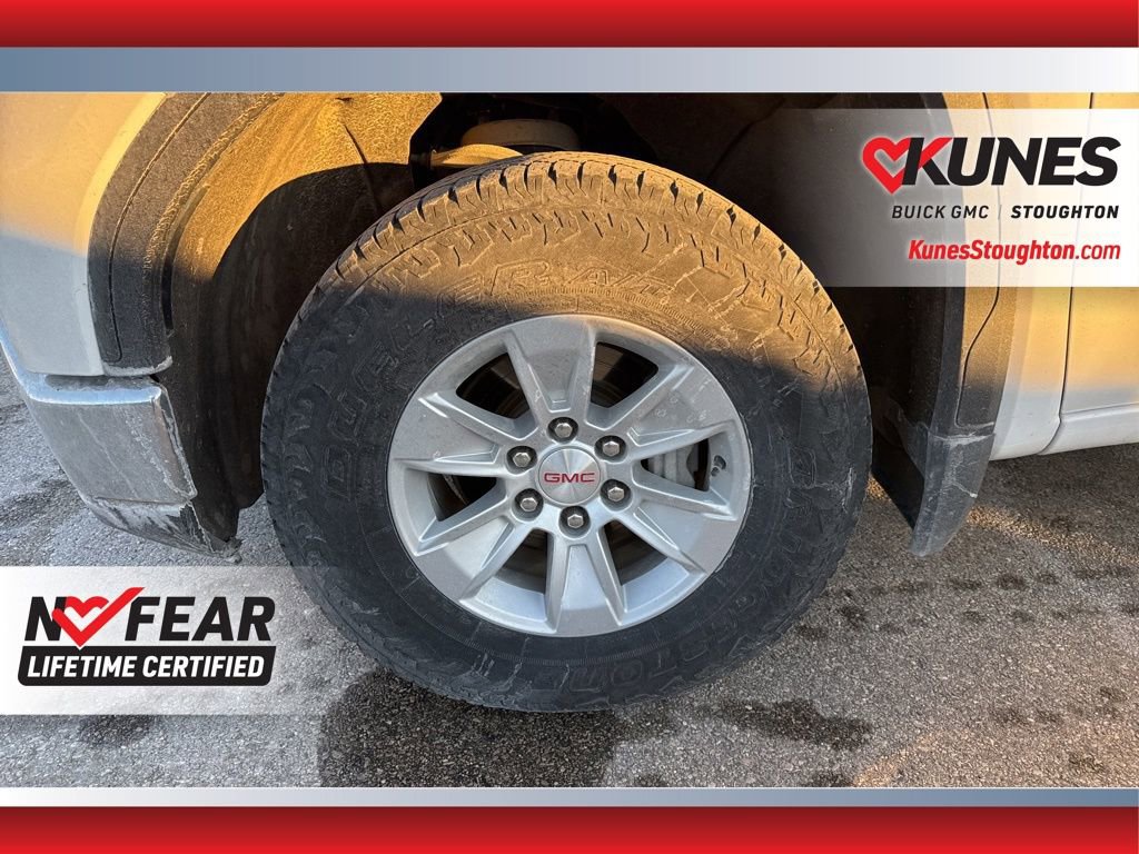 Used 2024 GMC Sierra 1500 SLE image 9