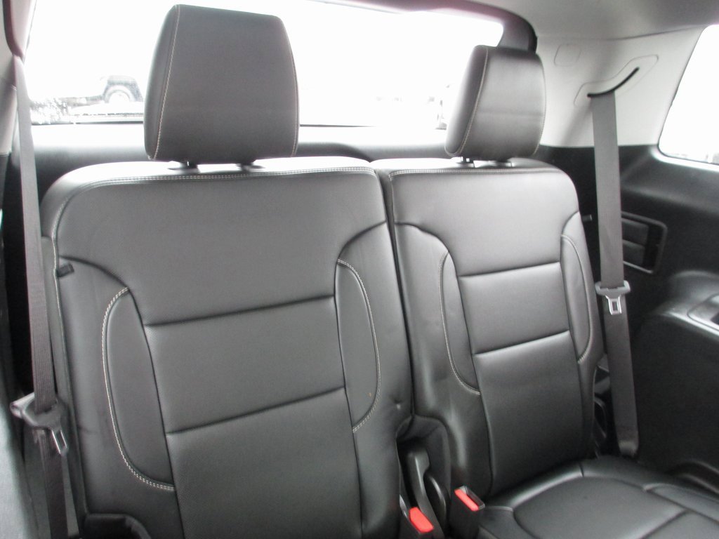 Used 2021 GMC Acadia SLT w/ Elevation Edition image 25