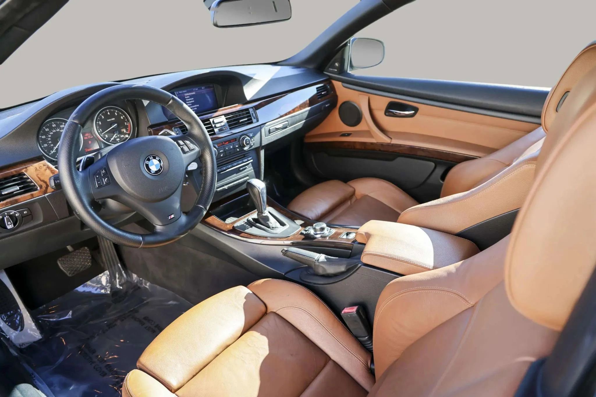 Used 2012 BMW 335i Convertible RWD image 15