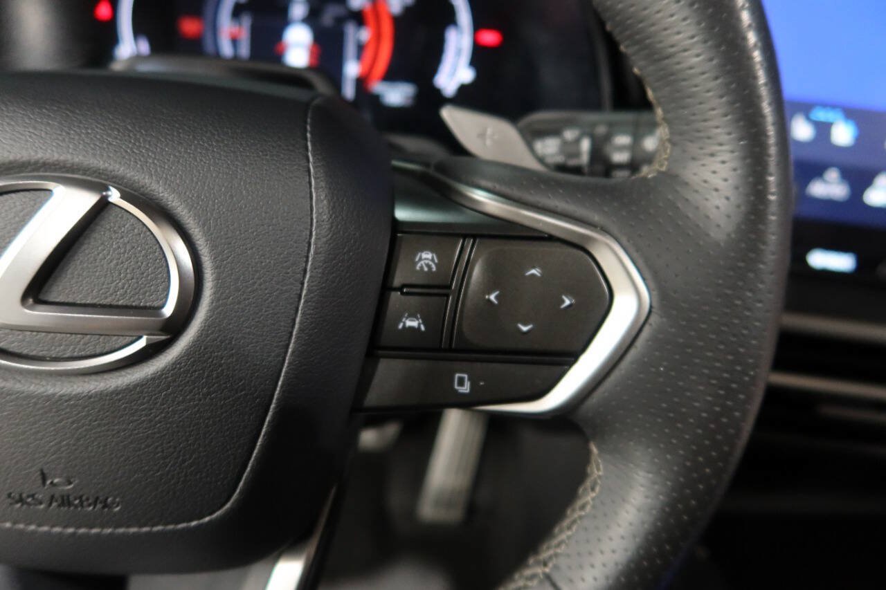 Used 2023 Lexus RX 350 F Sport w/ Accessory Package AWD/4WD image 36