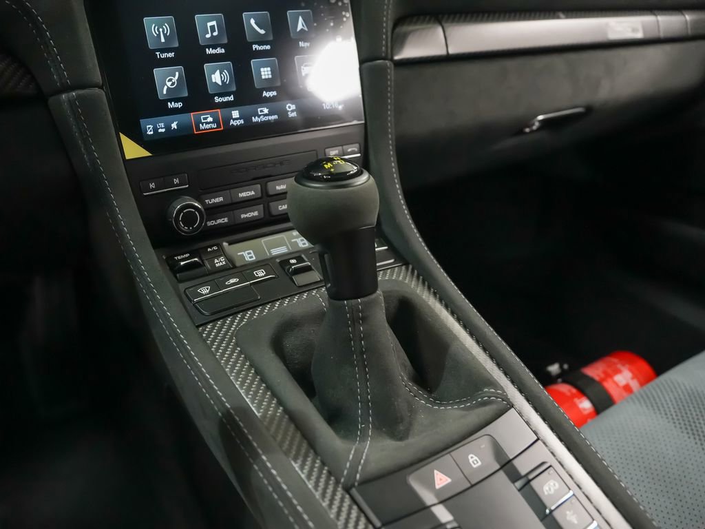 Certified 2025 Porsche 718 Cayman GT4 RS image 30