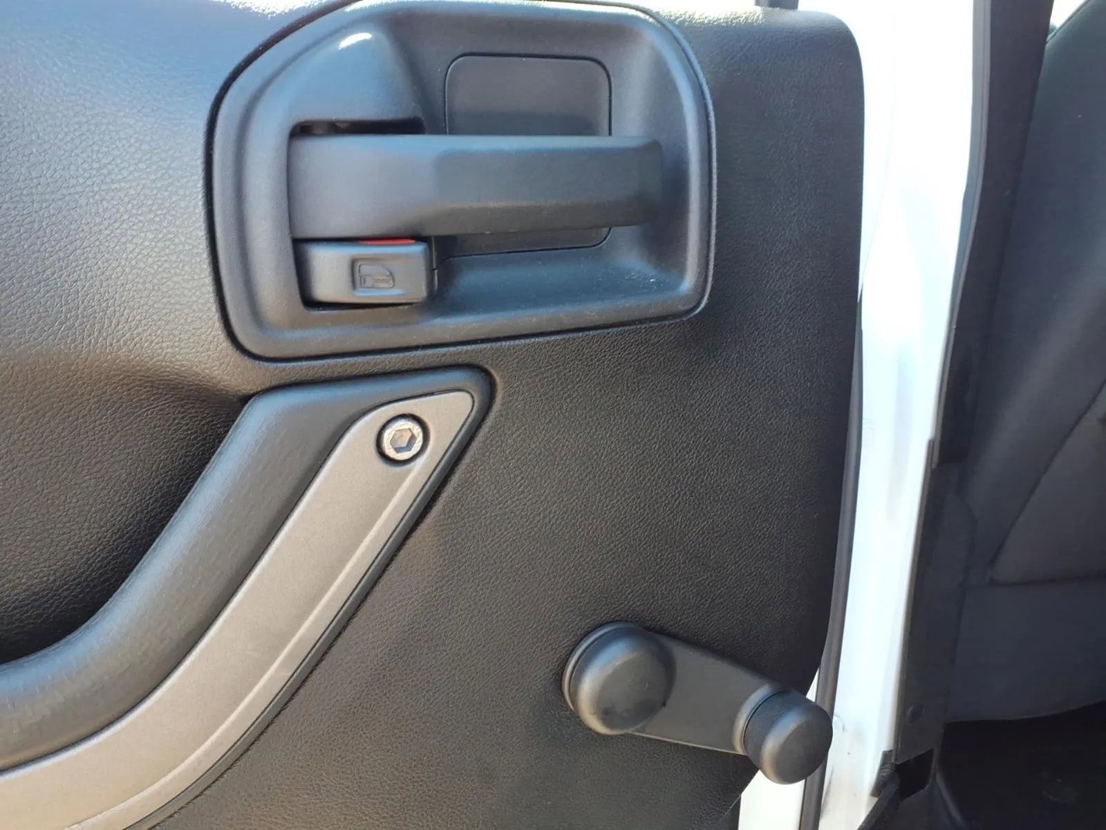Used 2016 Jeep Wrangler Unlimited Sport image 21