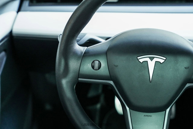 Used 2022 Tesla Model 3 Performance image 18