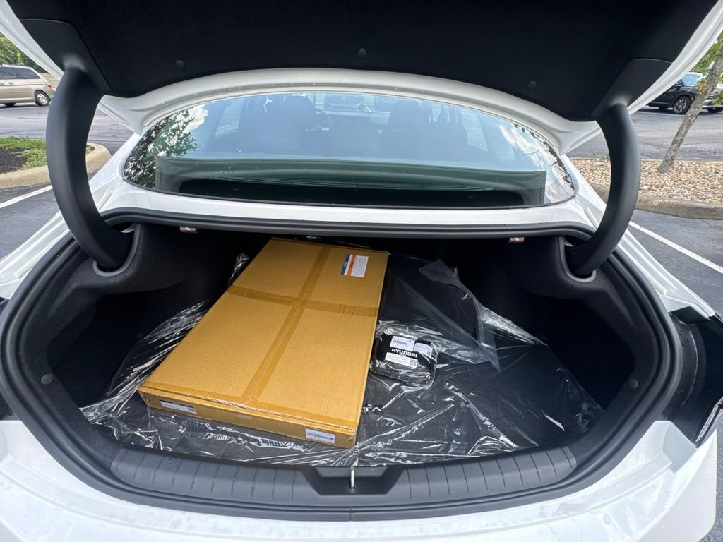 New 2026 Hyundai Sonata SEL FWD image 28