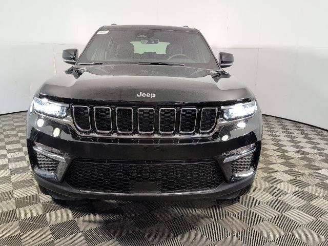 New 2025 Jeep Grand Cherokee Limited AWD/4WD image 2