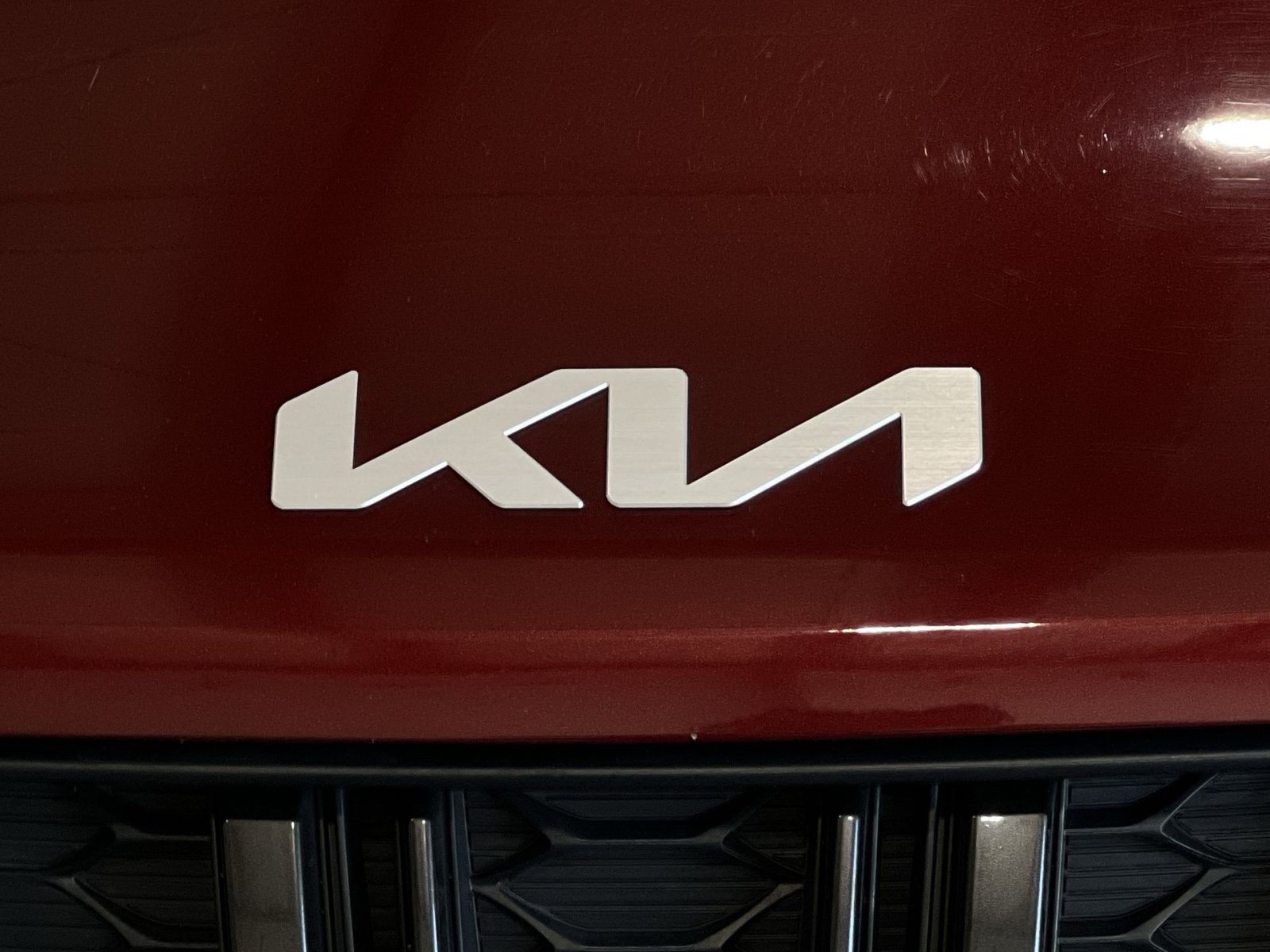 Used 2024 Kia Carnival EX FWD image 12