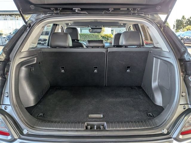 Used 2020 Hyundai Kona Limited image 32