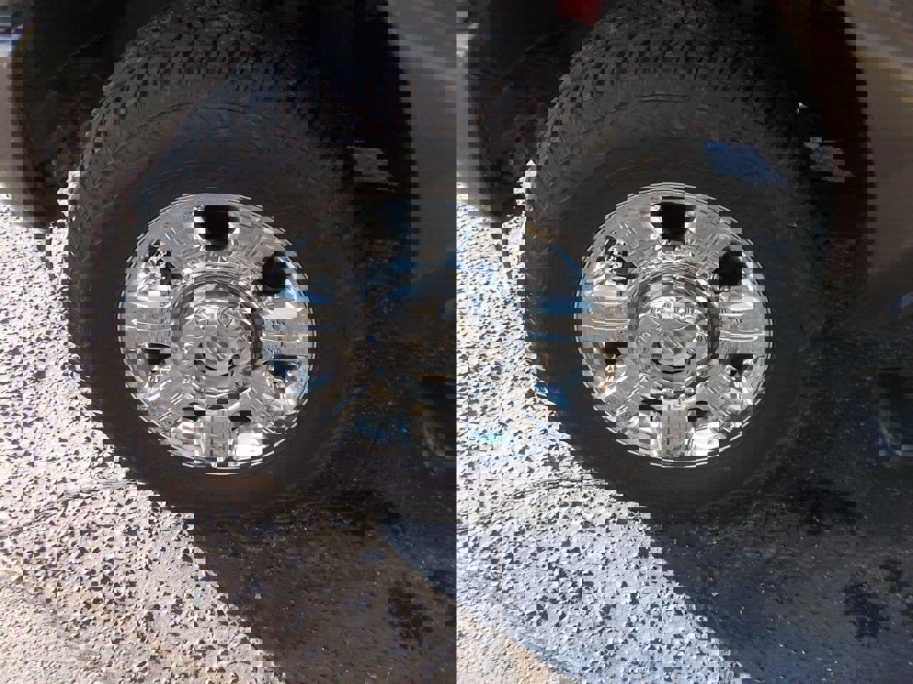 Used 2016 Ford F250 King Ranch w/ King Ranch w/Chrome Package image 11