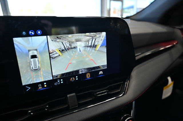 New 2027 Chevrolet Equinox RS w/ Safety and Technology Package AWD/4WD image 16