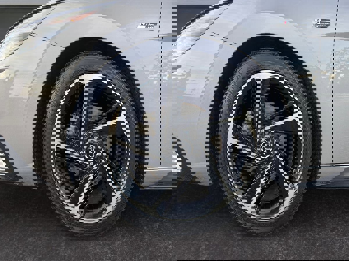 Used 2022 Hyundai Elantra N Line image 9