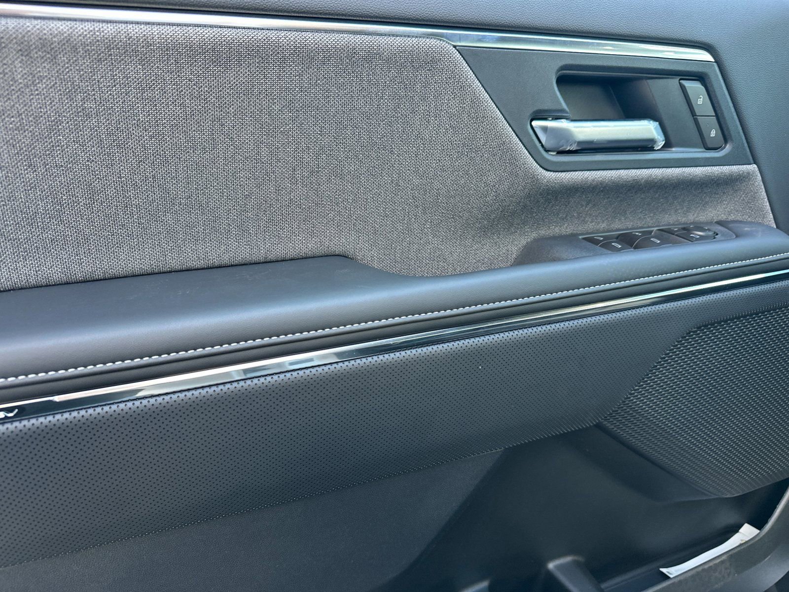 New 2026 GMC Sierra EV Elevation image 11