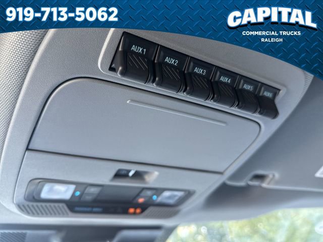 New 2025 Ford F450 XL image 31