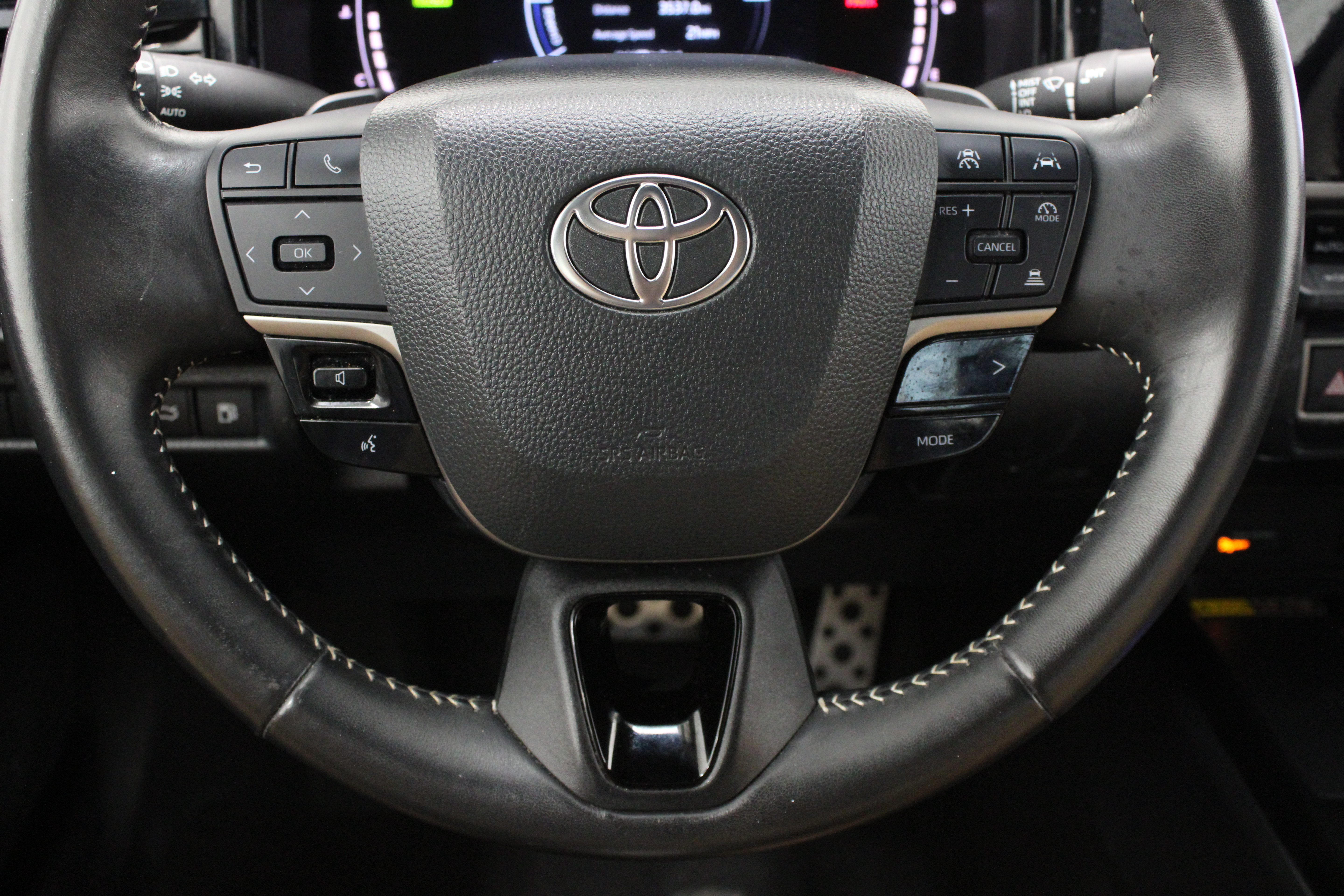 Certified 2025 Toyota Camry SE FWD image 23