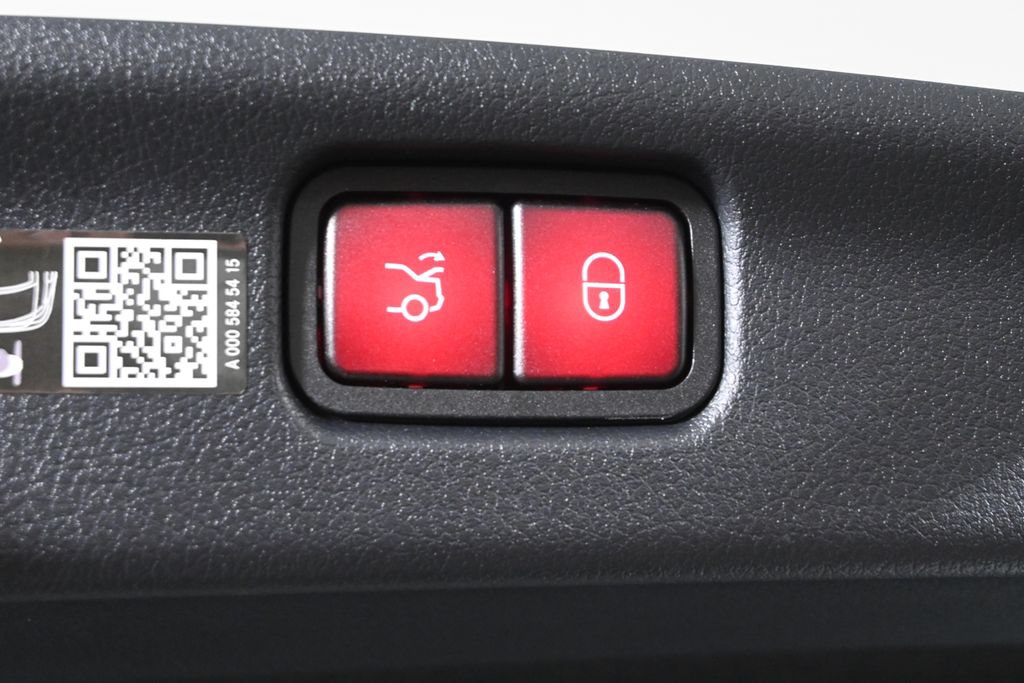 Certified 2026 Mercedes-Benz C 300 4MATIC Sedan image 36