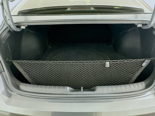 Used 2025 Hyundai Elantra Sport FWD image 25