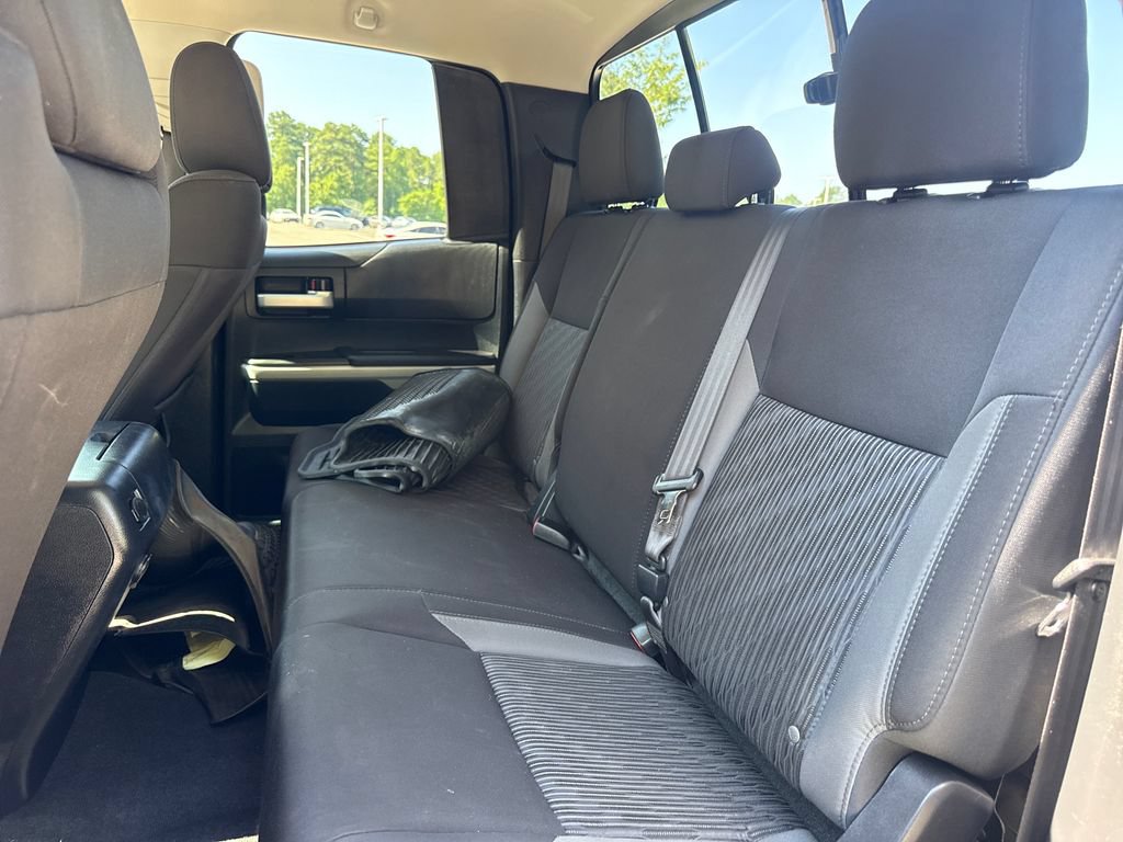 Used 2016 Toyota Tundra SR5 w/ SR5 Upgrade Package AWD/4WD image 31
