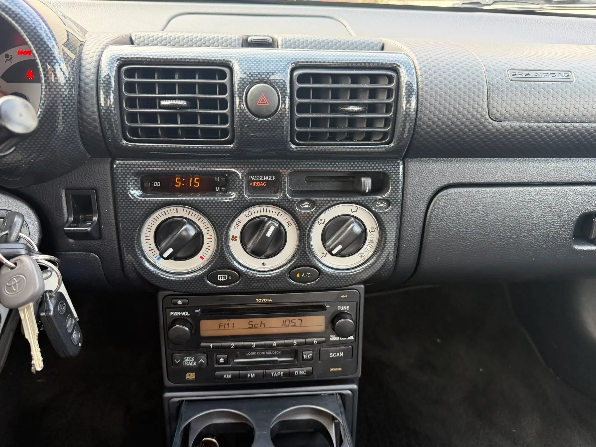 Used 2003 Toyota MR2 RWD image 14