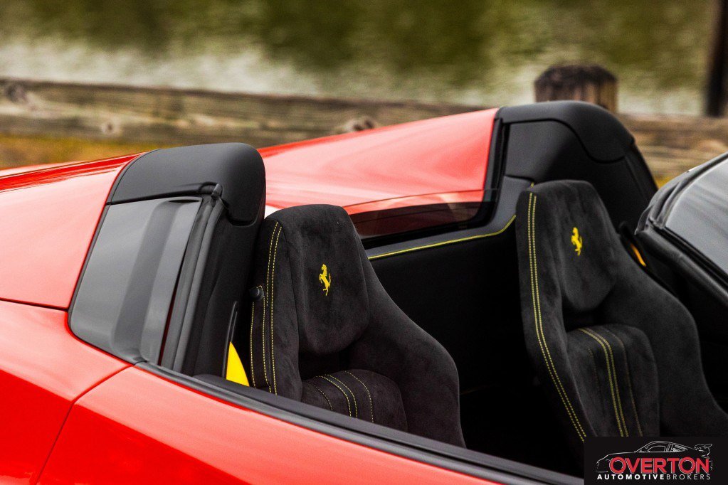 Used 2022 Ferrari F8 Tributo image 10