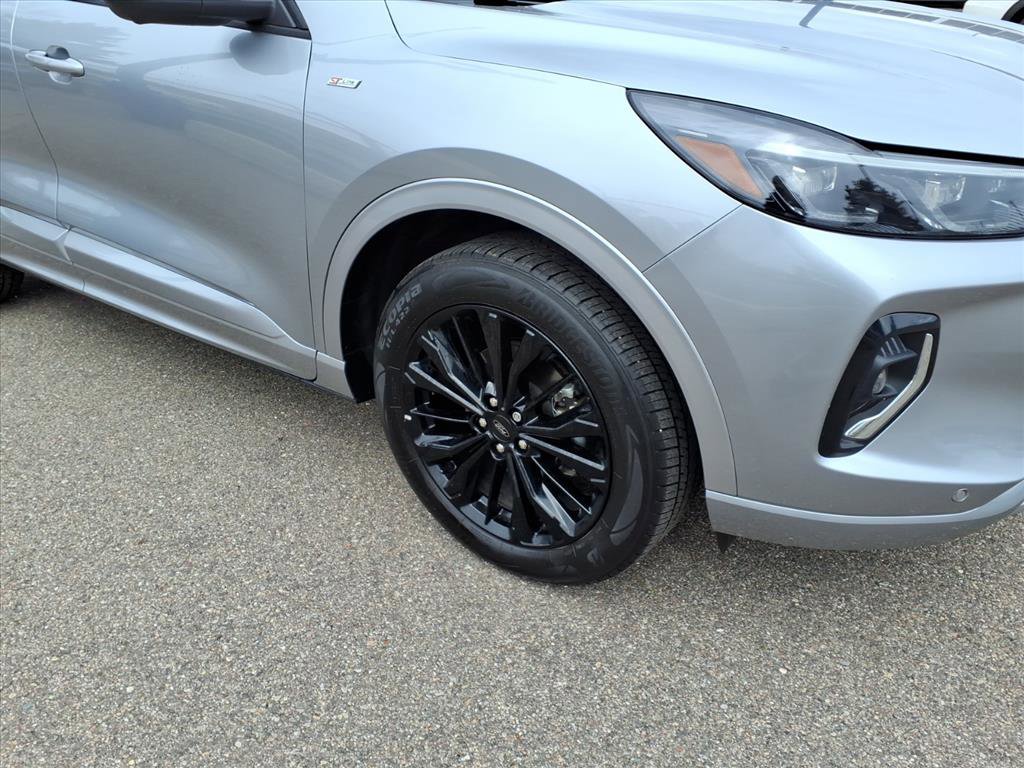 Certified 2023 Ford Escape ST-Line Elite image 5