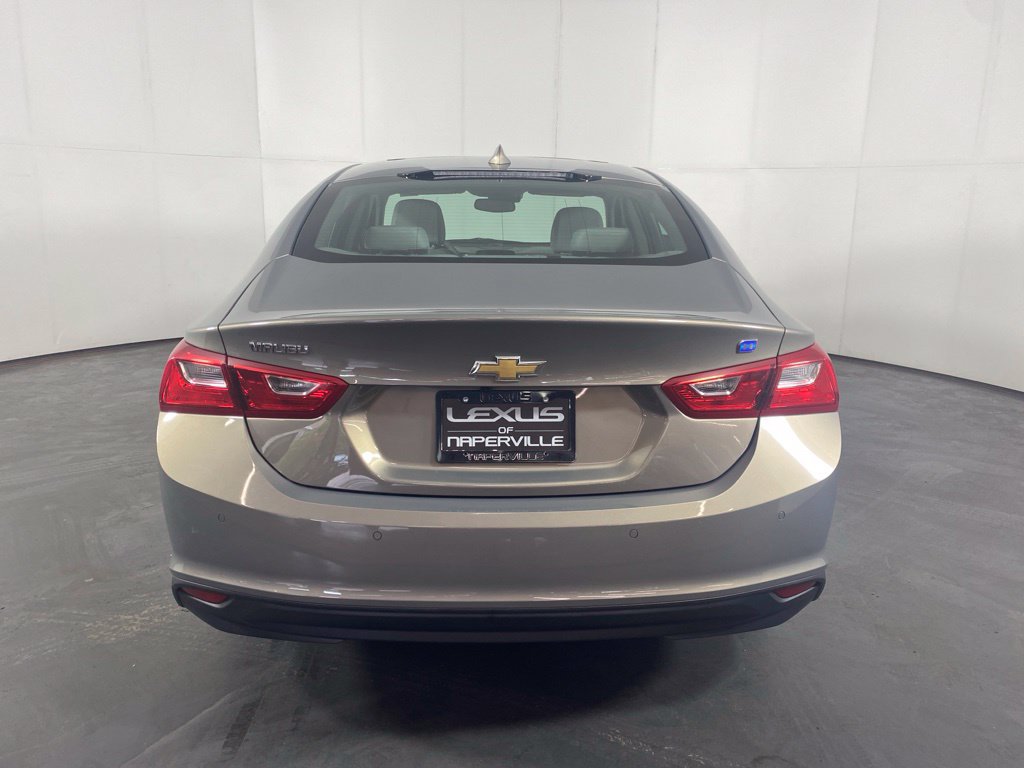 Used 2017 Chevrolet Malibu Hybrid w/ Leather Package FWD image 7