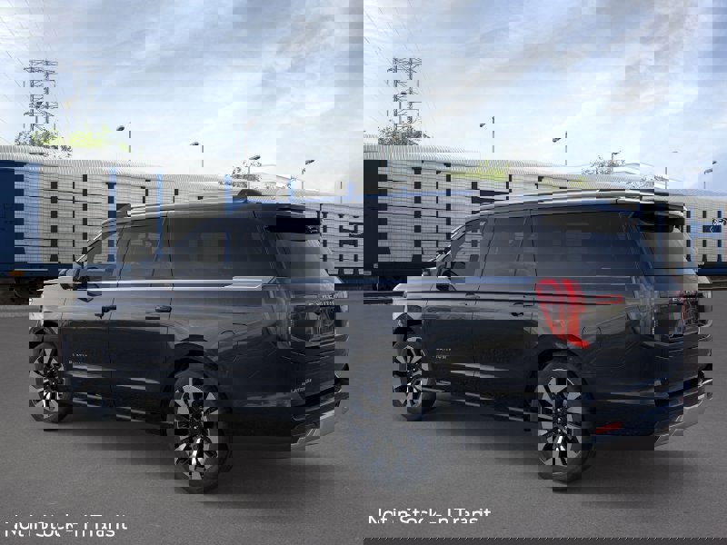 New 2025 Ford Expedition Max Platinum image 5