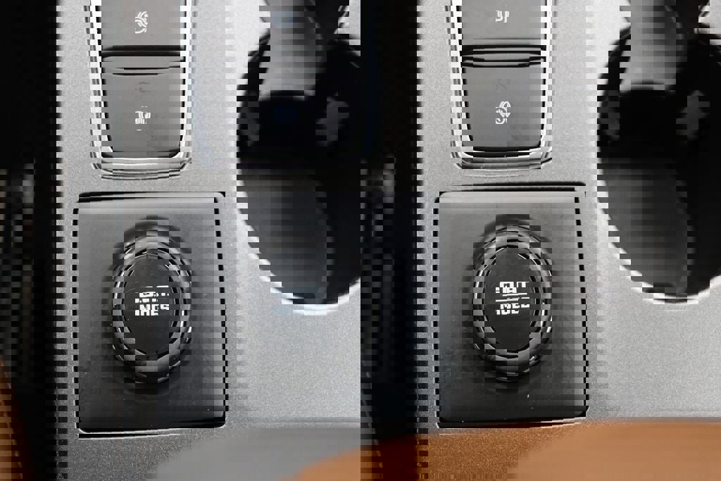 Used 2025 Ford Bronco Sport Outer Banks image 26