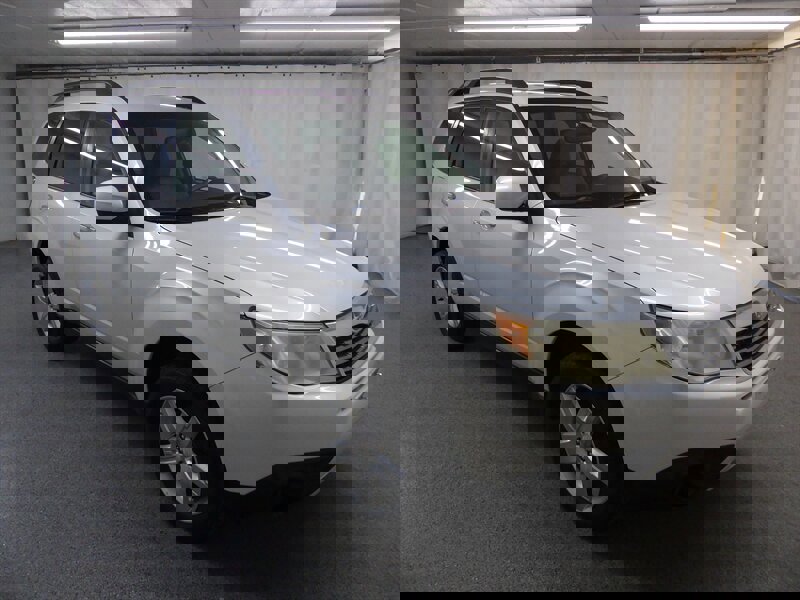 Used 2010 Subaru Forester 2.5X Premium w/ Popular Equipment Group 1A image 1