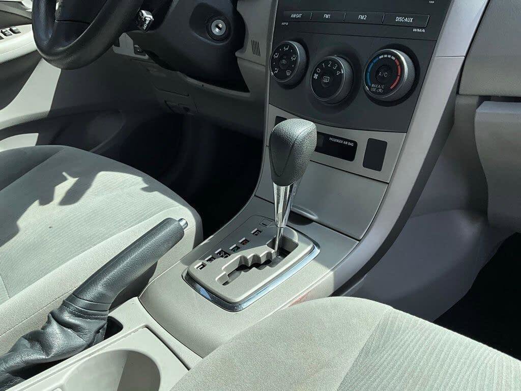 Used 2011 Toyota Corolla LE FWD image 16