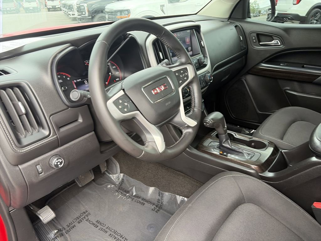Used 2015 GMC Canyon SLE RWD image 11