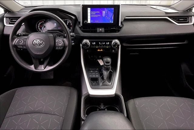 Used 2024 Toyota RAV4 XLE AWD/4WD image 14