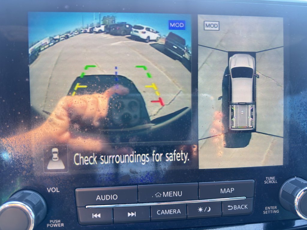 Used 2020 Nissan Titan PRO-4X w/ Pro-4x Convenience Package image 26