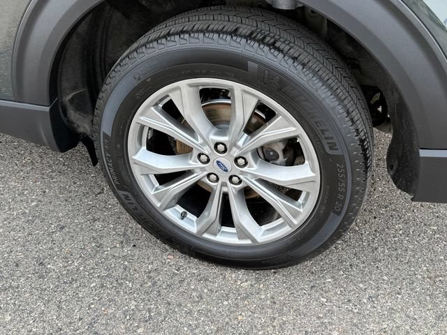 Certified 2023 Ford Explorer XLT w/ Equipment Group 202A AWD/4WD image 6