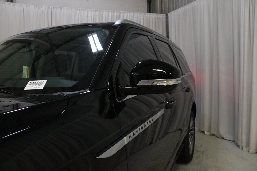 New 2027 Lincoln Navigator Reserve AWD/4WD image 36